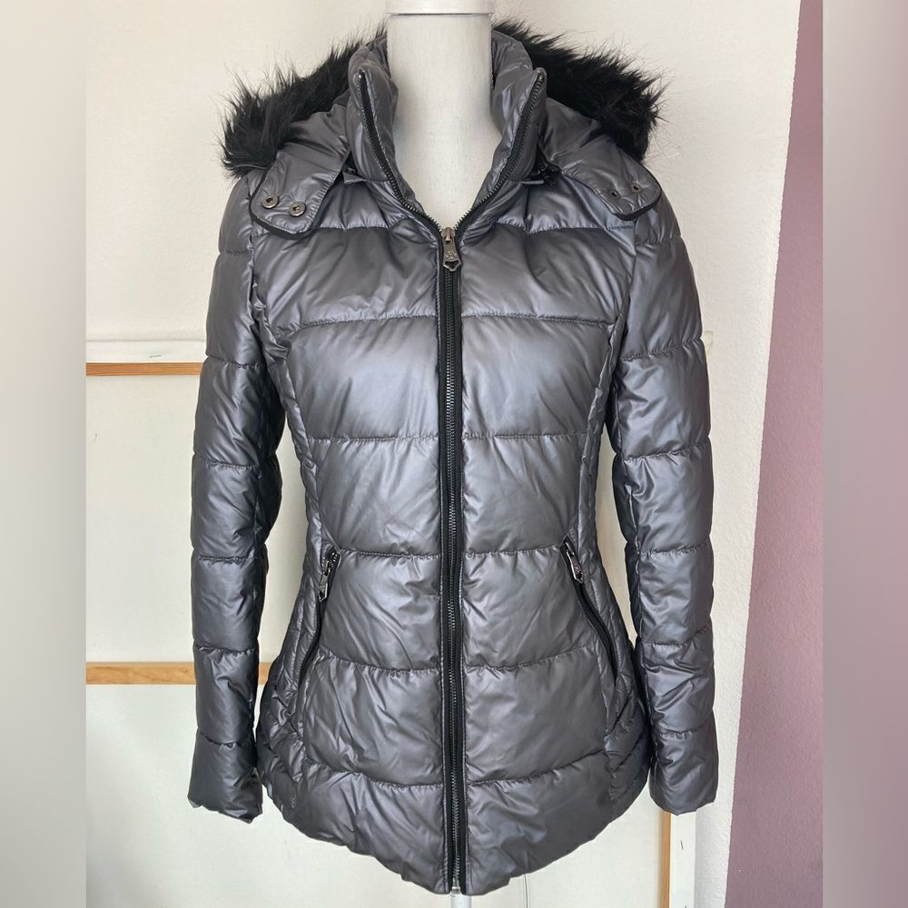 Nanette Lepore NWOT puffer parka w/ faux fur trimmed detachable hood🎉